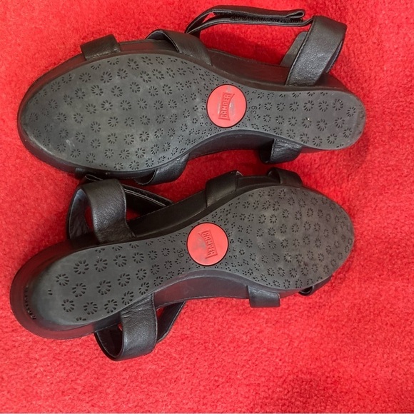 CAMPER Sz 39 Small Wedge Cross Front  Velcro Closure Leather Sandals - Picture 8 of 10